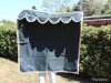 Tenda box cavallo nera bordo decorato